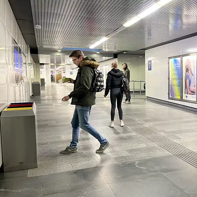 8 / 23: Linz Hauptbahnhof (Oberösterreich) 8 / 23: Linz Hauptbahnhof (Oberösterreich)