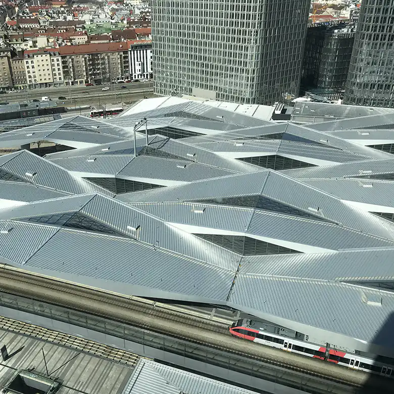 12 / 18: Bilder vom Hbf Wien und der BahnhofCity Wien Hauptbahnhof 12 / 18: Bilder vom Hbf Wien und der BahnhofCity Wien Hauptbahnhof
